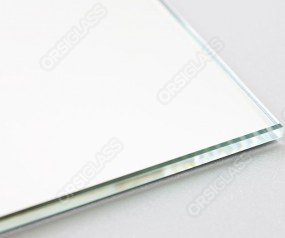 Miroir avec découpe pour prise
